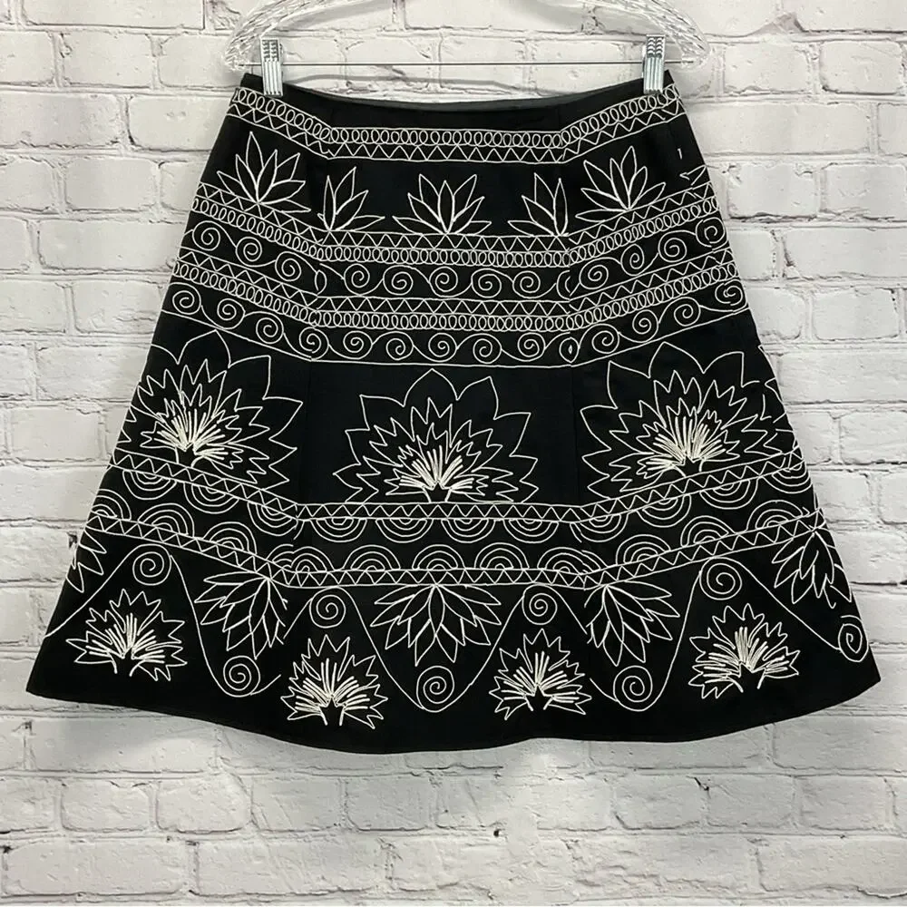 Talbots A-Line Skirt Women's Sz 8 Black/White Embroidered Lined Academia Casual